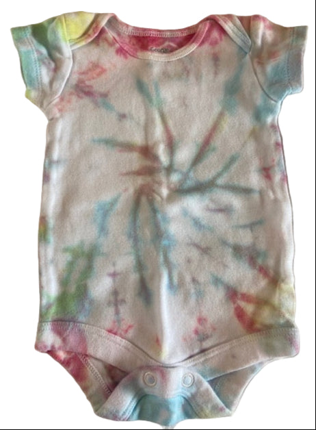 George Onesie, Newborn