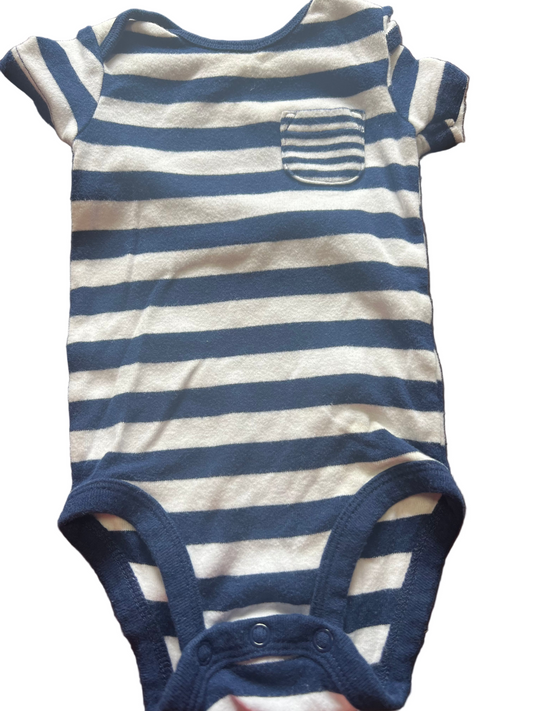 Carter's Onesie 0-3 months